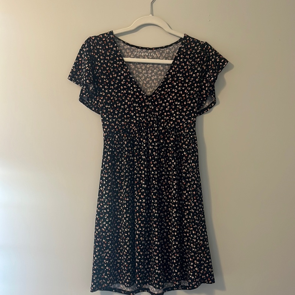 Aeropostale Casual V-neck Floral Mini Dress